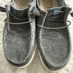 Hey Dude Wendy Wave Corduroy Gray W7