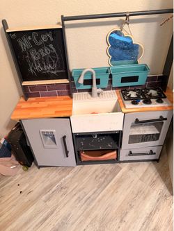 Kids Kitchen