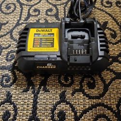 DeWalt 20v 6am Charger
