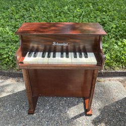 Vintage  Schoenhut 25 Key Toy Piano
