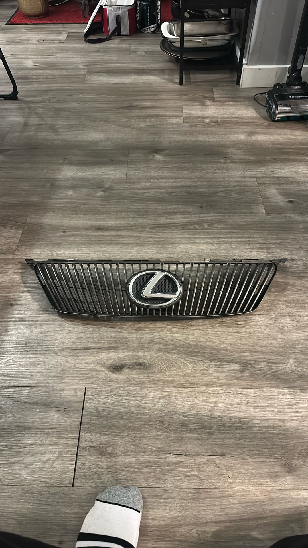 2006 Lexus Is350 Grill