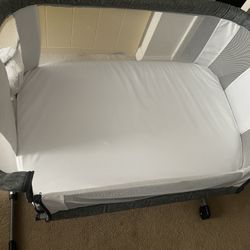 Bassinet Baby delight Brand 