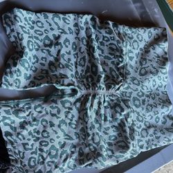 Women’s Active Shorts Size Medium