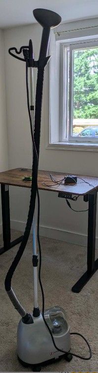 Moving Sale - Smartek Garment Steamer