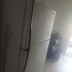 Roper Refrigerator 