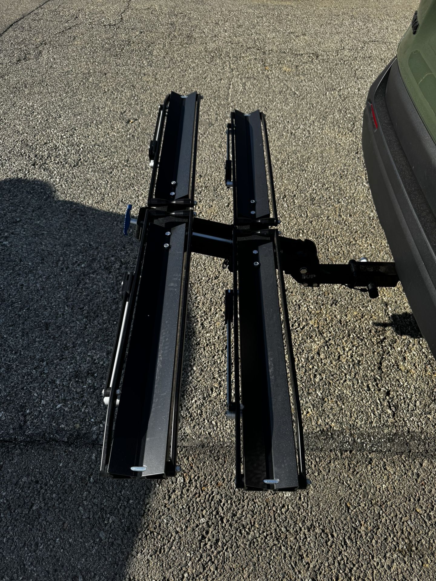 1UP USA 1.25" – 2" Equip'D Bike Rack