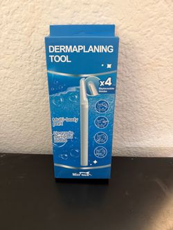 Miss Shark Dermaplaning Tool with 4 Blades