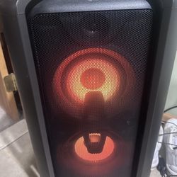 LG RK7 Bluetooth Speaker