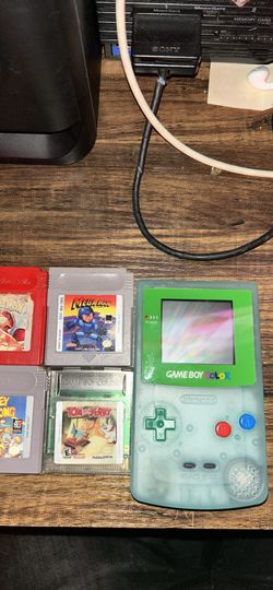 Glow In Dark Gameboy Color with 4 Games