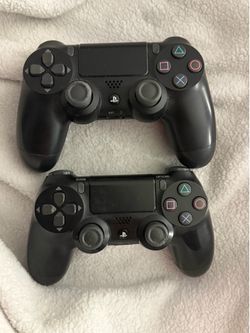 PS4 CONTROLLERS