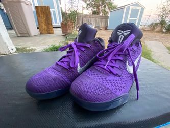 Kobe Moon Walkers