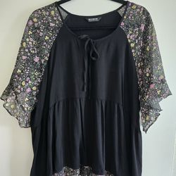 Women's Blouse Size 16/18