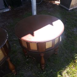 2 Round End Tables