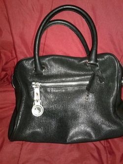 MICHAEL KORS BLACK LEATHER PURSE