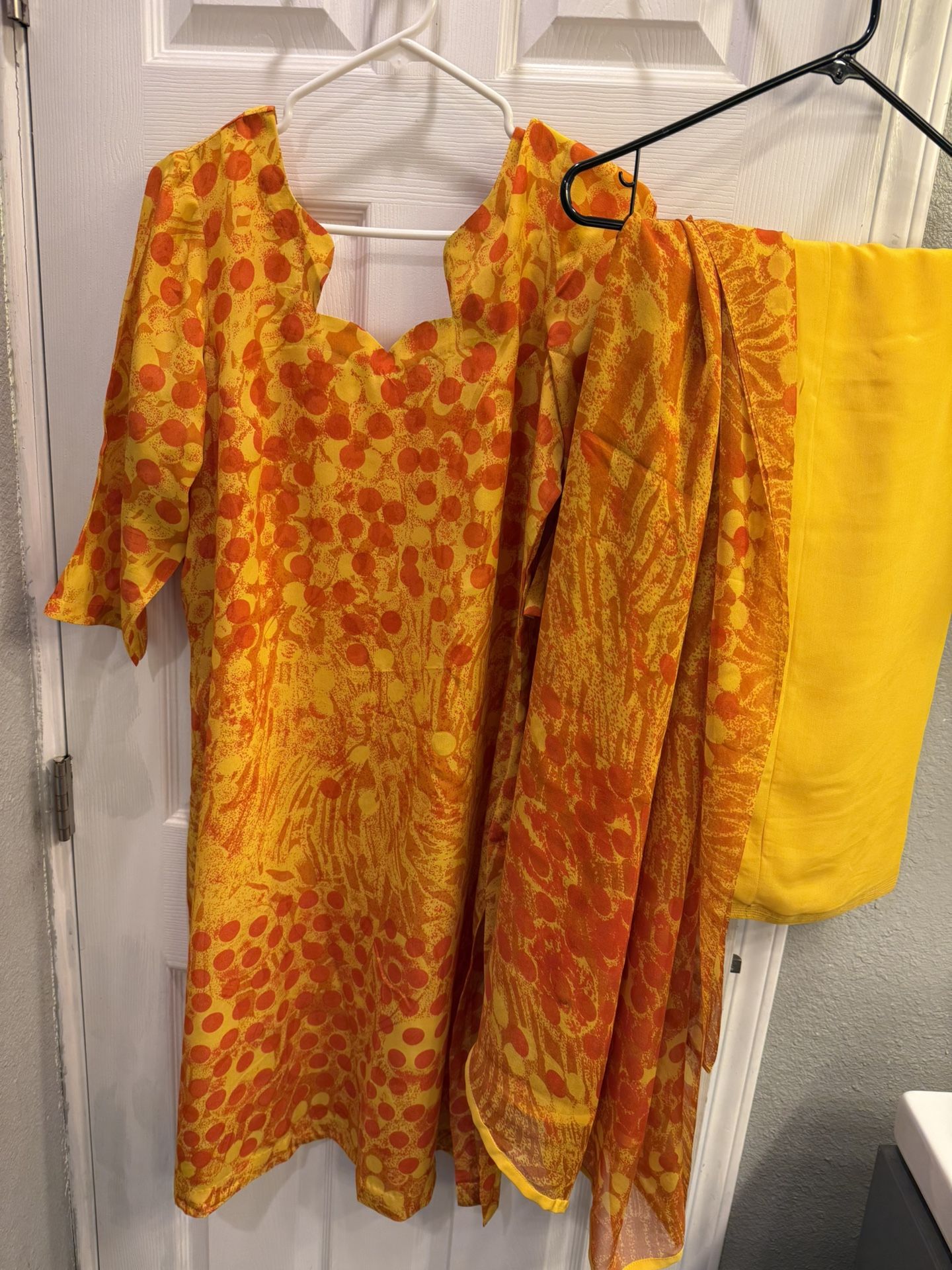 Indian Punjabi Pakistani Crepe Silk 3 Pc Salwar Suit