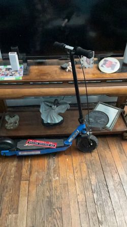 Blue razor scooter