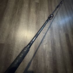 Okuma Pch 9’ XH 30-60 Like New Salt Water Fishing Rod. 
