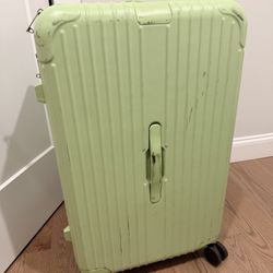 28 Inch Check In Suitcase