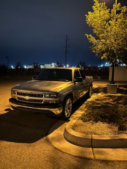 2000 Silverado 1500 V6 116k miles