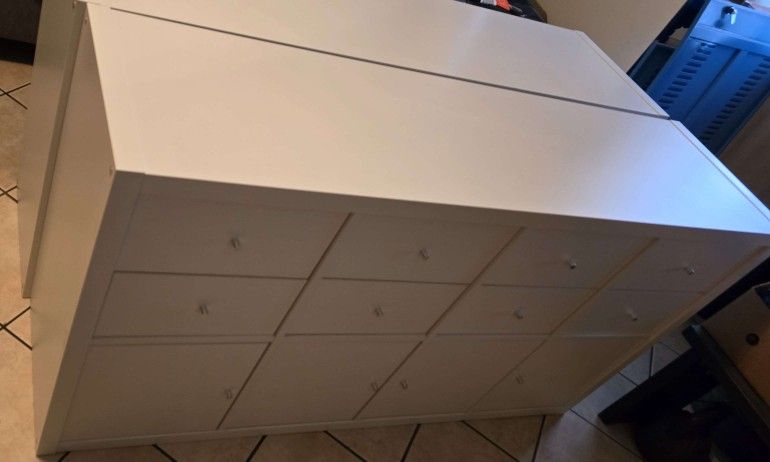 IKEA Kallax Shelf Unit