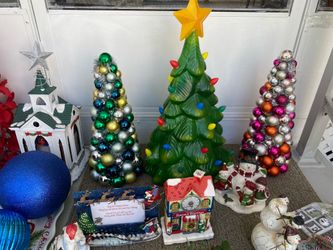 Adornos de navidad $ 1.  2. 5
