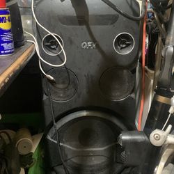 Qfx speaker