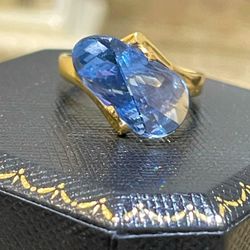 14K GOLD FANTASY CUT TOPAZ RING