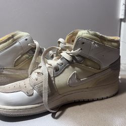 Jordan’s Size 7.5-8