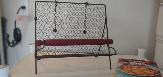 KITCHEN METAL COOKBOOK HOLDER