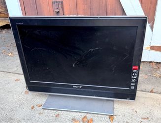 Sony Bravia Flat Screen TV – Untested