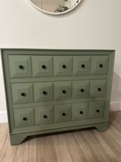 Homegoods dresser