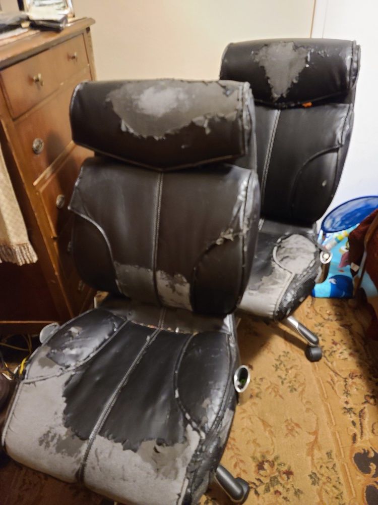 Free gaming chairs refabric sturdy in Lakewoid