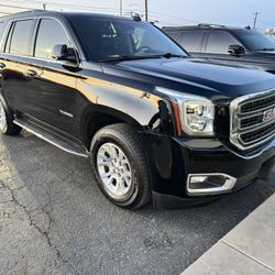 2019 GMC YUKON ¡EN PAGOS!