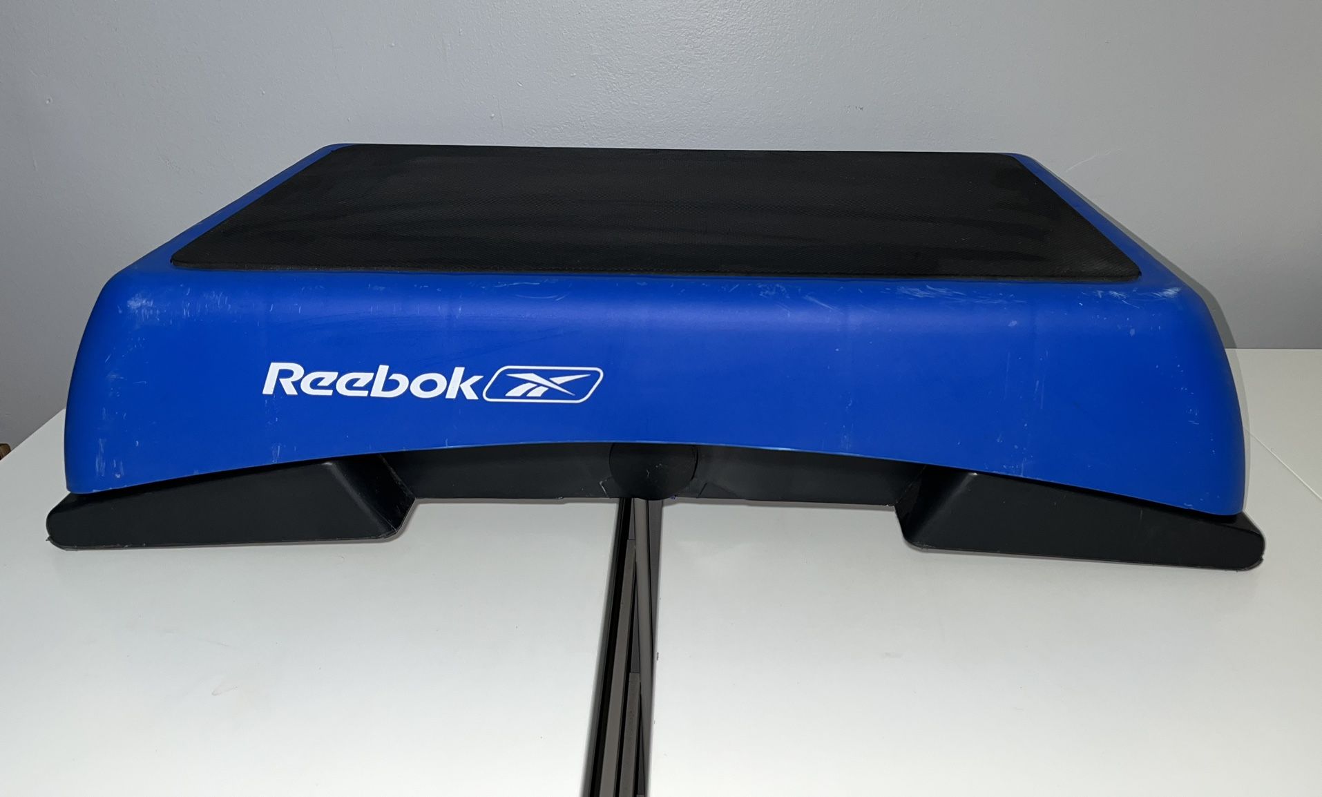 REEBOK STEP Adjustable Height 5 Level Aerobic Fitness Exercise Platform Stepper