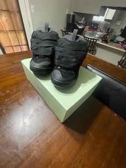 Black High-Top Sneakers with Chunky Laces