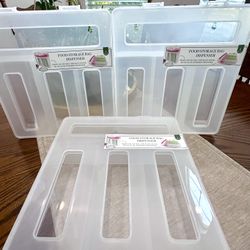 $5 BRAND NEW Clear hanging food storage bag dispenser