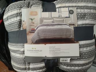 New King Comforter - Pay at Pickup Only