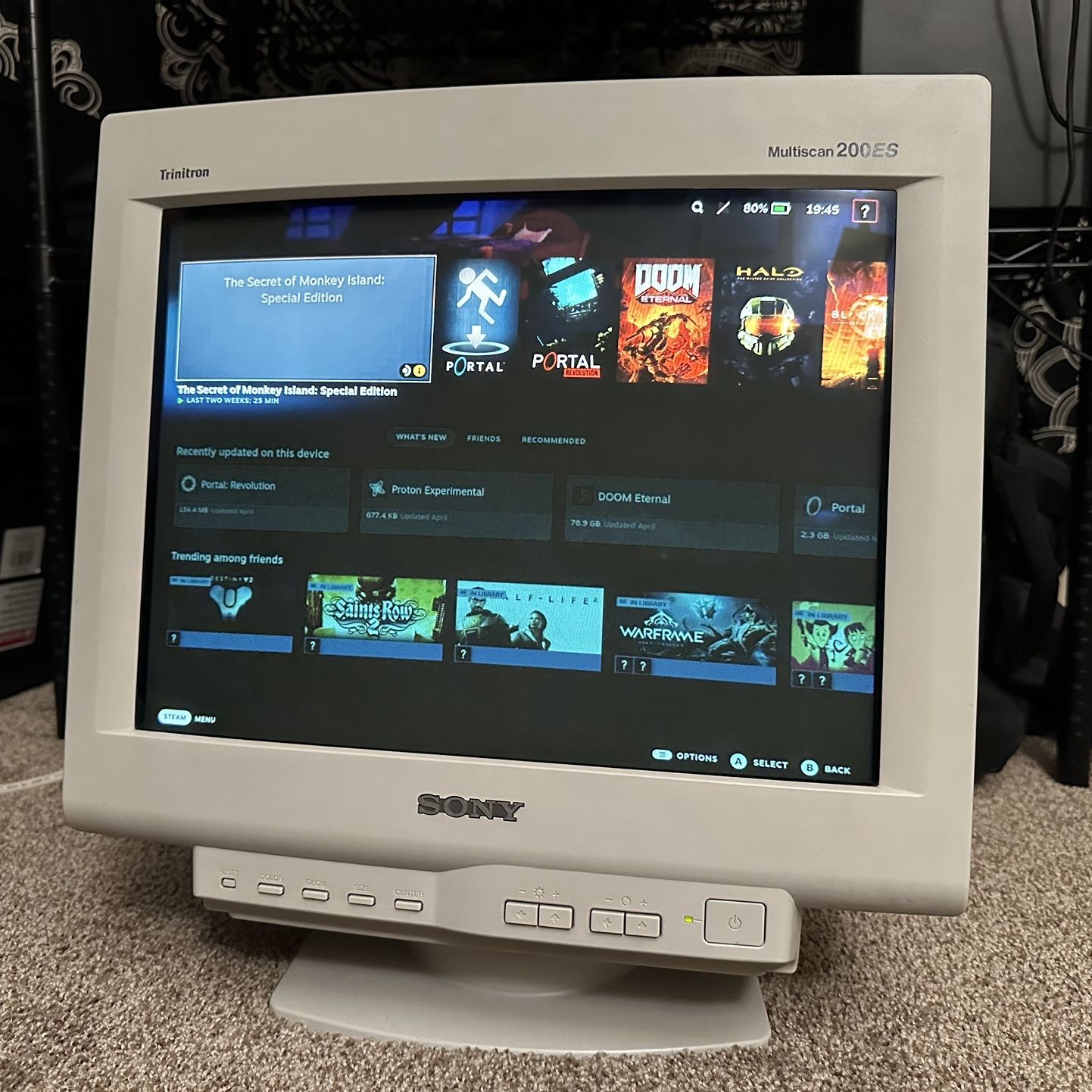 Sony Trinitron Multiscan 200ES for Sale in Riverside, CA - OfferUp