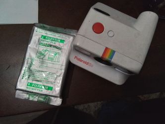 Polaroid Go Camera