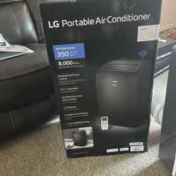LG Air Conditioner 8000 BTU