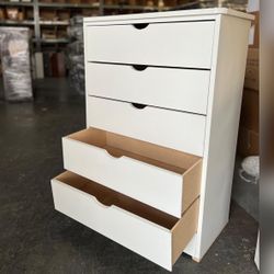 5 Drawer Dresser 