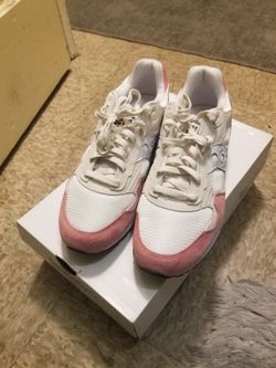 Saucony
