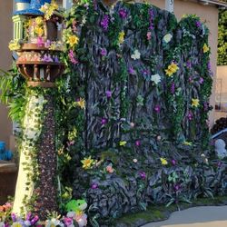 Centerpieces And Backdrop