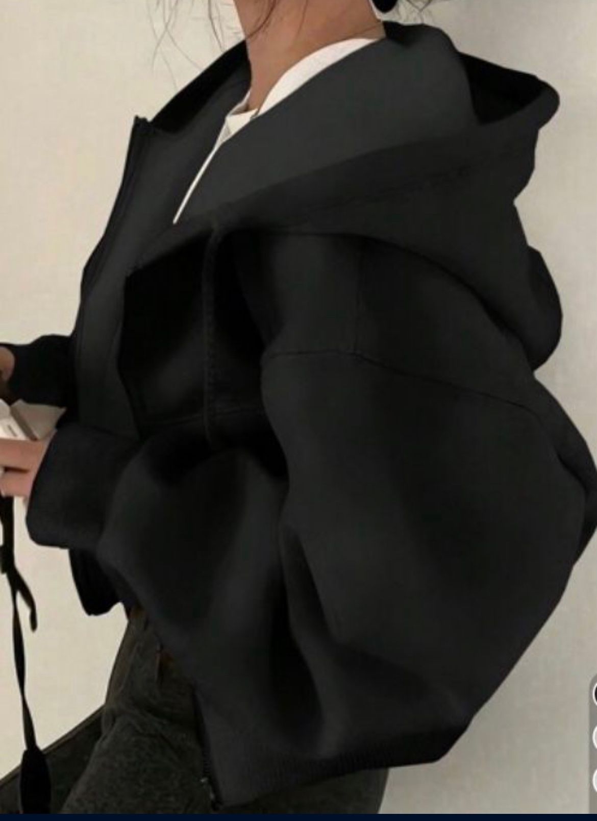 Black Hoodie (short)