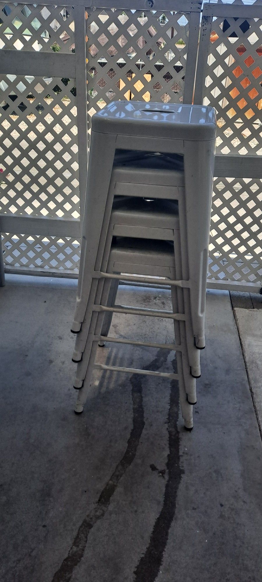 4 Stools
