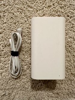 Apple A1521 AirPort Extreme Base Station Wireless Router with Power Cable, White
