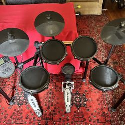Alesis Nitro Mesh Electronic Drum Set