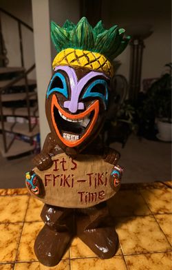Solar Powered Friki-Tiki Time Statue