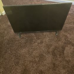 40 Inch Insignia Smart TV