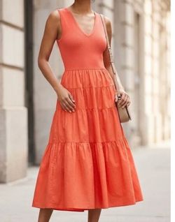 Coral Sleeveless Tiered Midi Dress (Size Large)